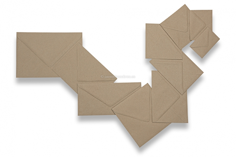 Sobres de papel pequeños con adhesivo para envíos online